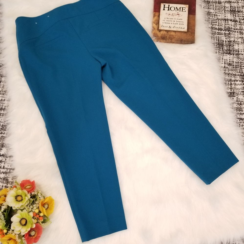 🌻🌺🌻NWOT CATO HIGH WAISTED TAPERED CAPRIS!! - Picture 2 of 7